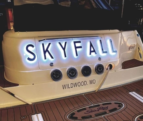 illuminated-lettering